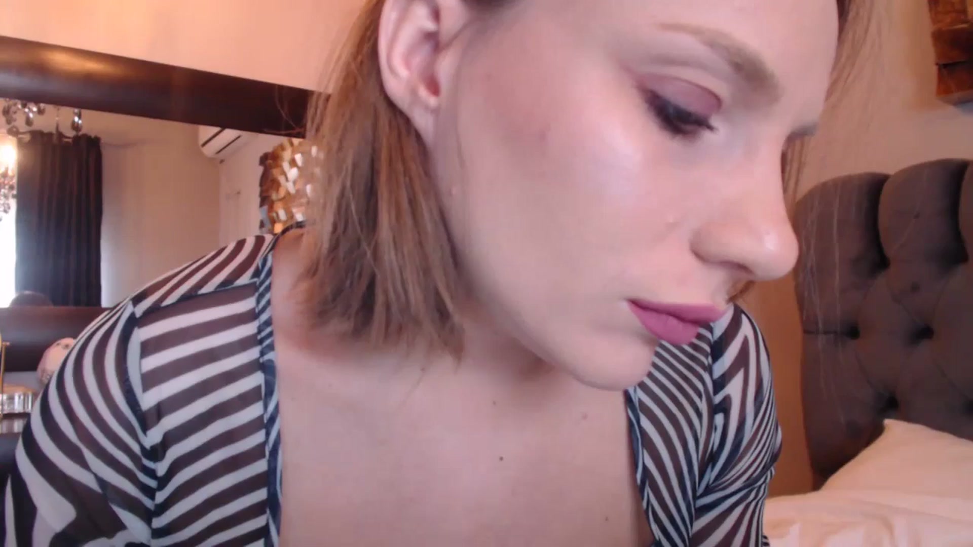 Gallery image thumbnail from call_me_em's myfreecams stream on, 11/10/2023, 08:18 image 20 of 20