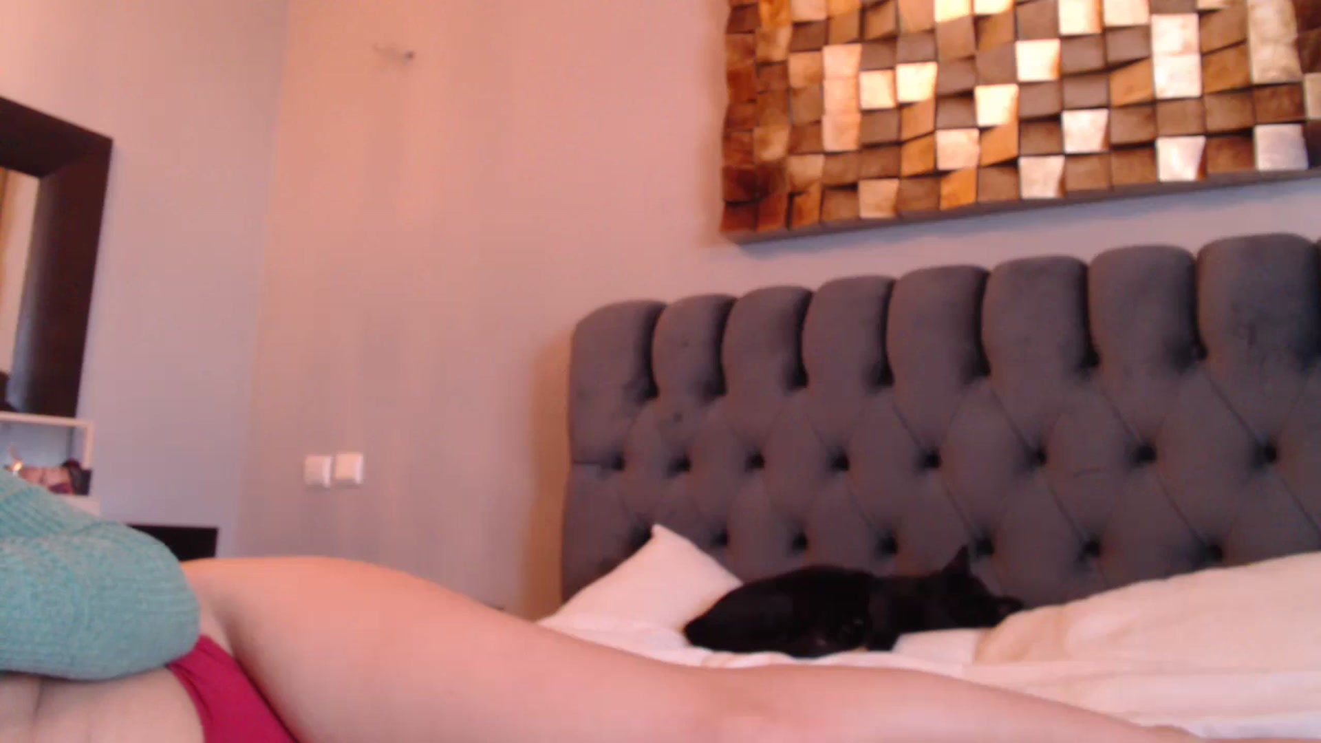Gallery image thumbnail from call_me_em's myfreecams stream on, 11/10/2023, 10:48 image 17 of 20