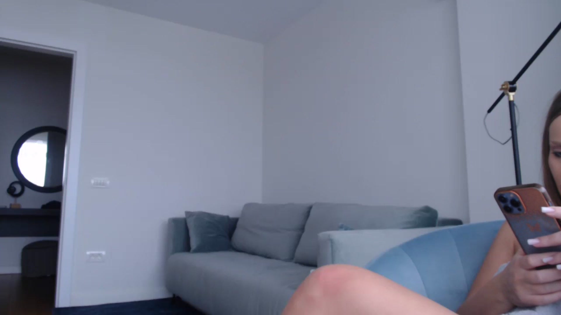 Gallery image thumbnail from call_me_em's myfreecams stream on, 11/17/2023, 11:40 image 14 of 20