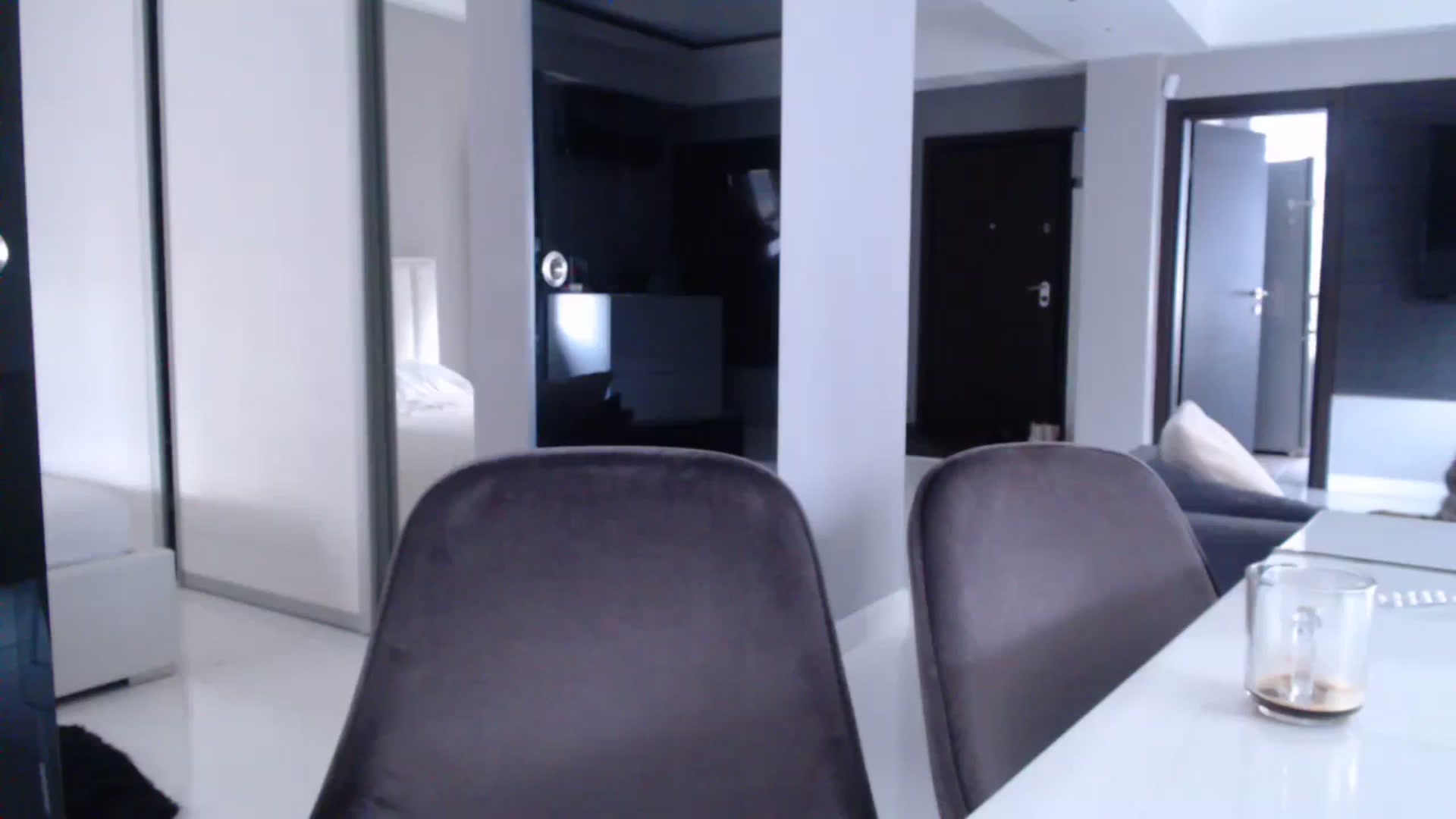 Gallery image thumbnail from call_me_em's myfreecams stream on, 11/24/2023, 10:21 image 6 of 20