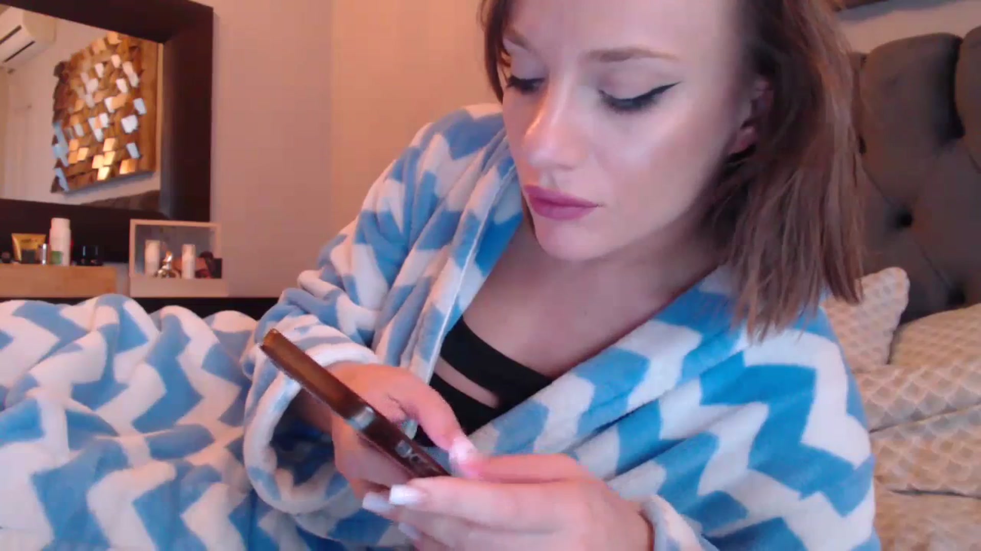 Gallery image thumbnail from call_me_em's myfreecams stream on, 11/26/2023, 11:00 image 16 of 20