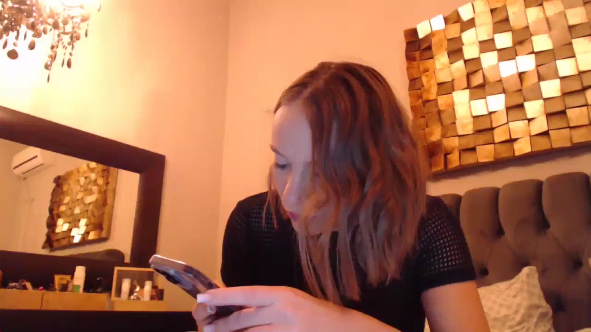 Gallery image thumbnail from call_me_em's myfreecams stream on, 12/08/2023, 17:52 image 1 of 20