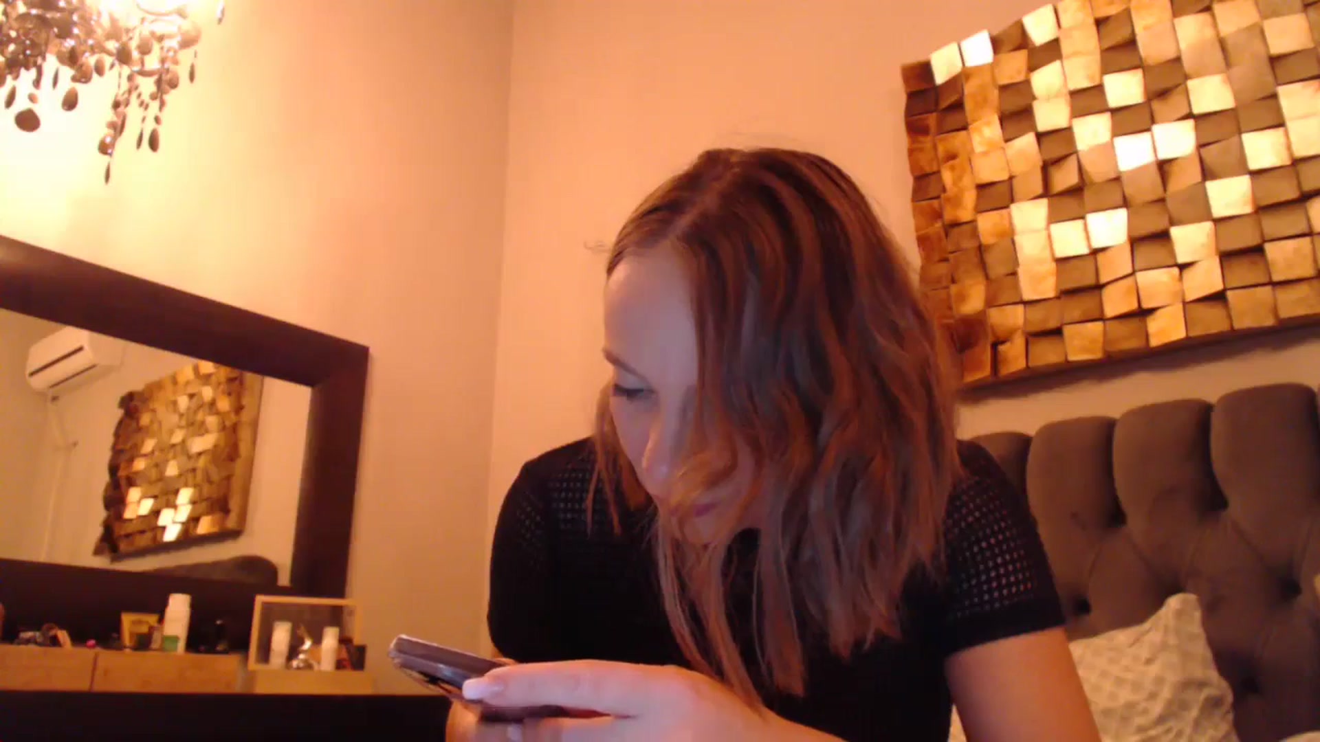 Gallery image thumbnail from call_me_em's myfreecams stream on, 12/08/2023, 17:52 image 3 of 20