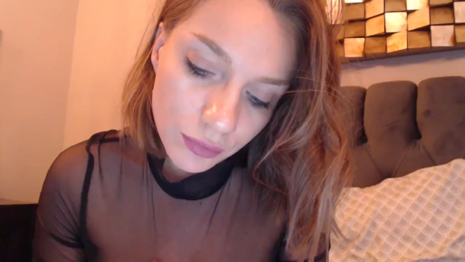Gallery image thumbnail from call_me_em's myfreecams stream on, 12/10/2023, 10:35 image 20 of 20