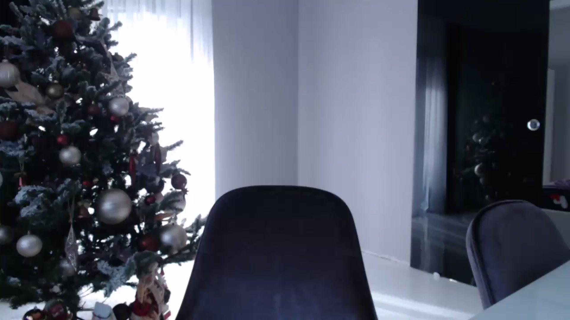 Gallery image thumbnail from call_me_em's myfreecams stream on, 12/14/2023, 08:37 image 1 of 20