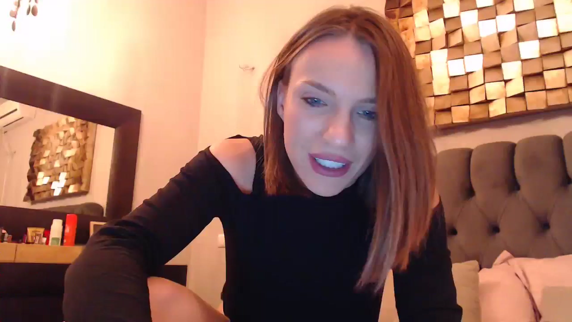 Gallery image thumbnail from call_me_em's myfreecams stream on, 01/14/2024, 16:28 image 13 of 20