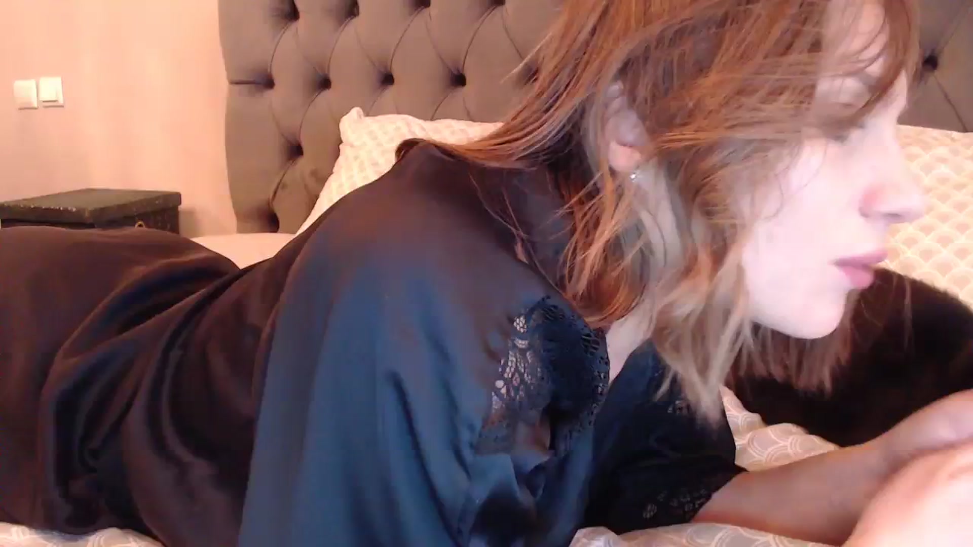 Gallery image thumbnail from call_me_em's myfreecams stream on, 01/28/2024, 13:13 image 1 of 20