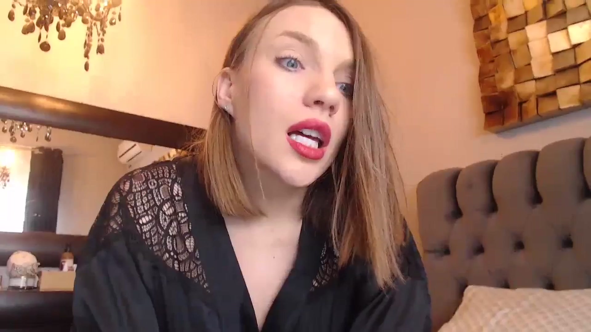 Gallery image thumbnail from call_me_em's myfreecams stream on, 02/03/2024, 11:28 image 14 of 20