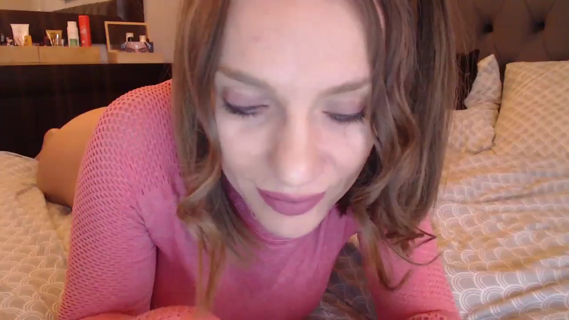 Gallery image thumbnail from call_me_em's myfreecams stream on, 02/04/2024, 09:10 image 3 of 20