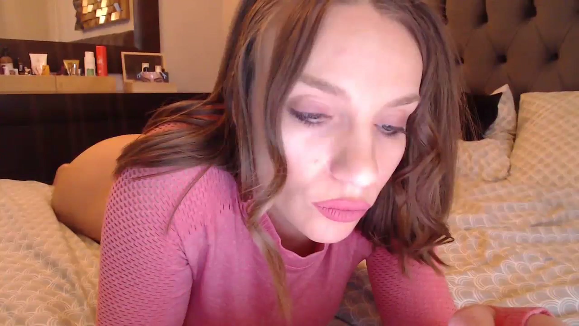 Gallery image thumbnail from call_me_em's myfreecams stream on, 02/04/2024, 09:10 image 14 of 20