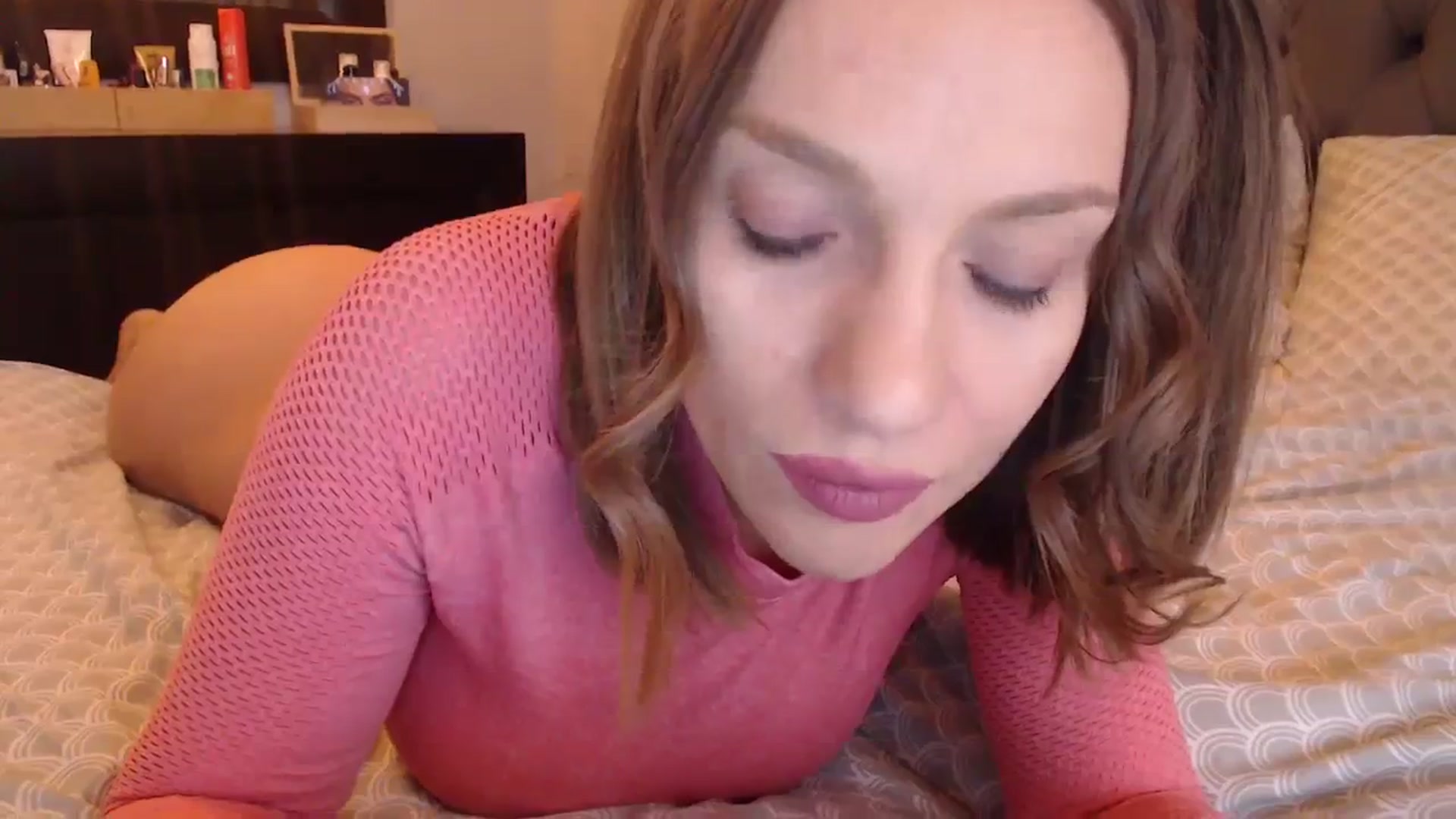 Gallery image thumbnail from call_me_em's myfreecams stream on, 02/04/2024, 09:10 image 4 of 20