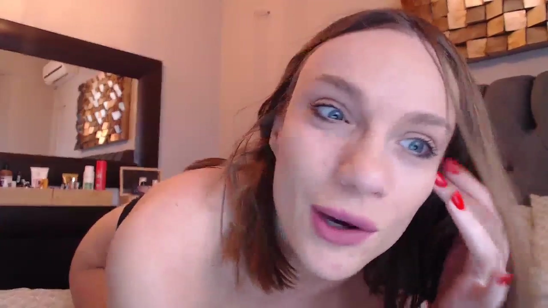 Gallery image thumbnail from call_me_em's myfreecams stream on, 02/08/2024, 08:47 image 7 of 20