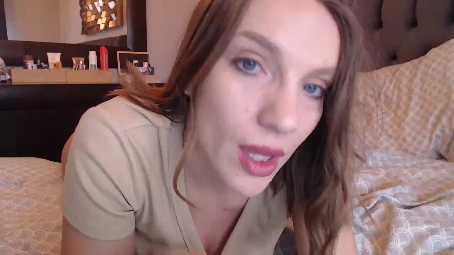 Gallery image thumbnail from call_me_em's myfreecams stream on, 02/10/2024, 12:50 image 8 of 20