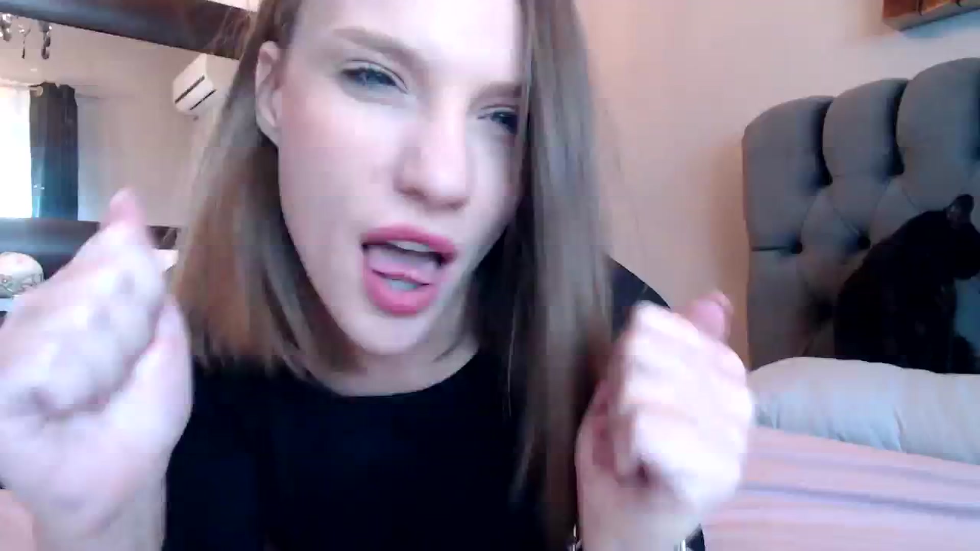 Gallery image thumbnail from call_me_em's myfreecams stream on, 03/10/2024, 08:55 image 8 of 20