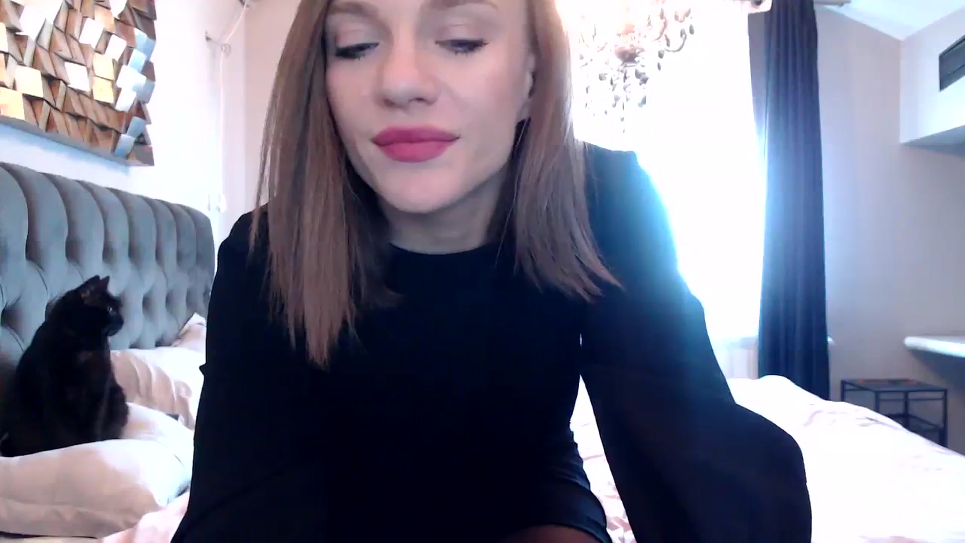 Gallery image thumbnail from call_me_em's myfreecams stream on, 03/10/2024, 08:55 image 13 of 20