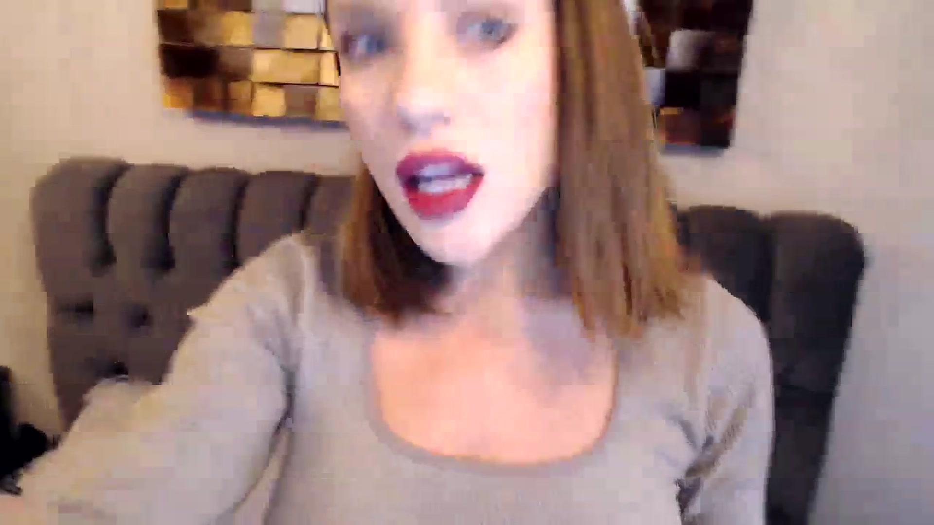 Gallery image thumbnail from call_me_em's myfreecams stream on, 03/13/2024, 08:23 image 10 of 20