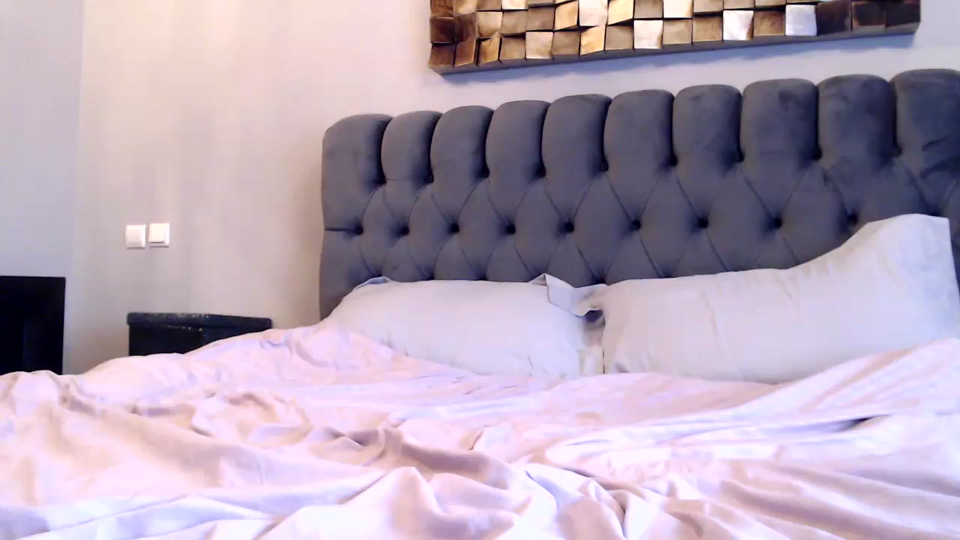 Gallery image thumbnail from call_me_em's myfreecams stream on, 03/13/2024, 08:23 image 1 of 20