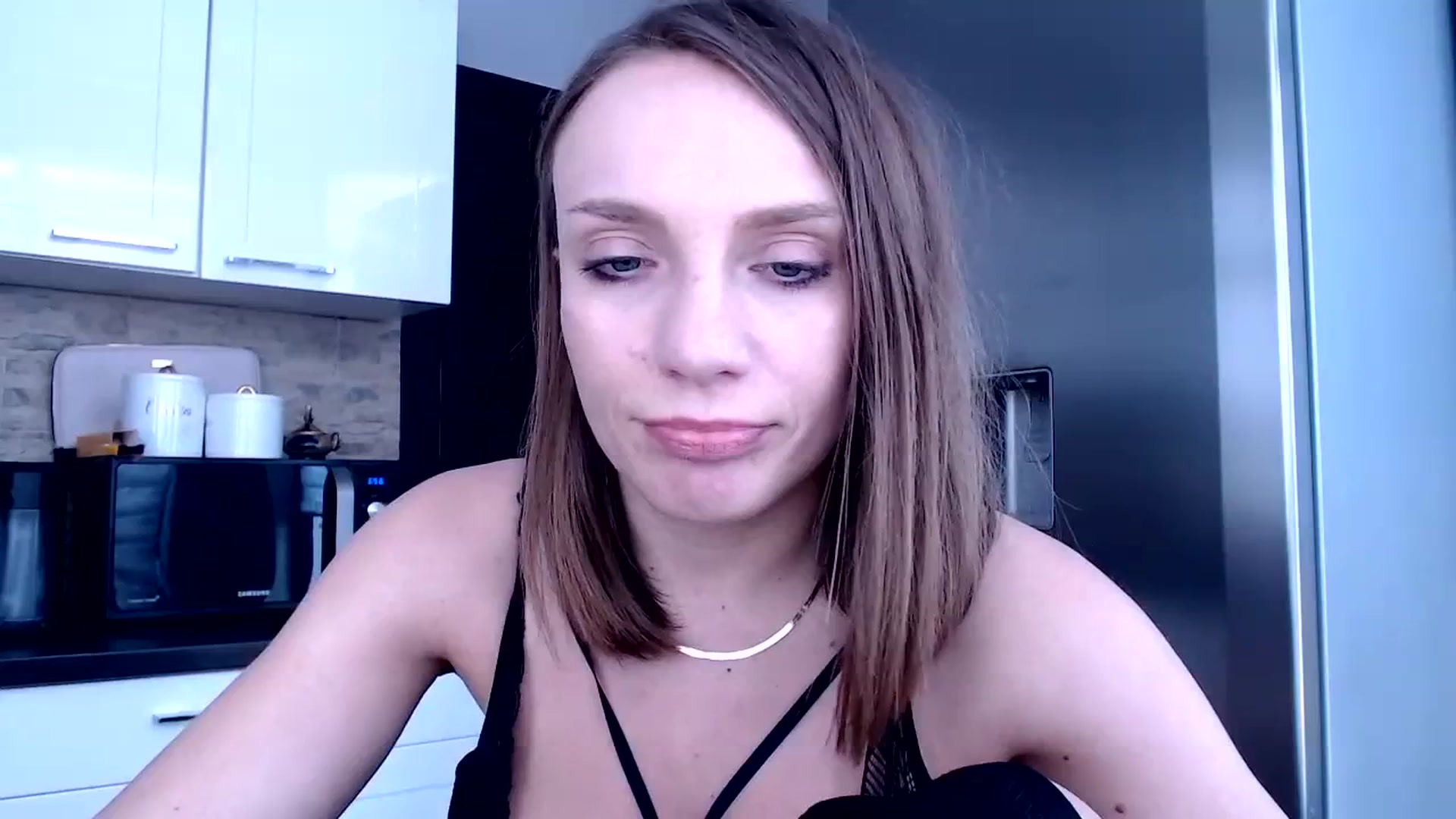 Gallery image thumbnail from call_me_em's myfreecams stream on, 03/22/2024, 13:51 image 9 of 20