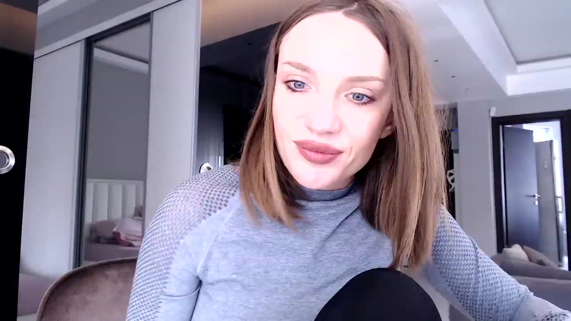 Gallery image thumbnail from call_me_em's myfreecams stream on, 03/30/2024, 10:11 image 9 of 20