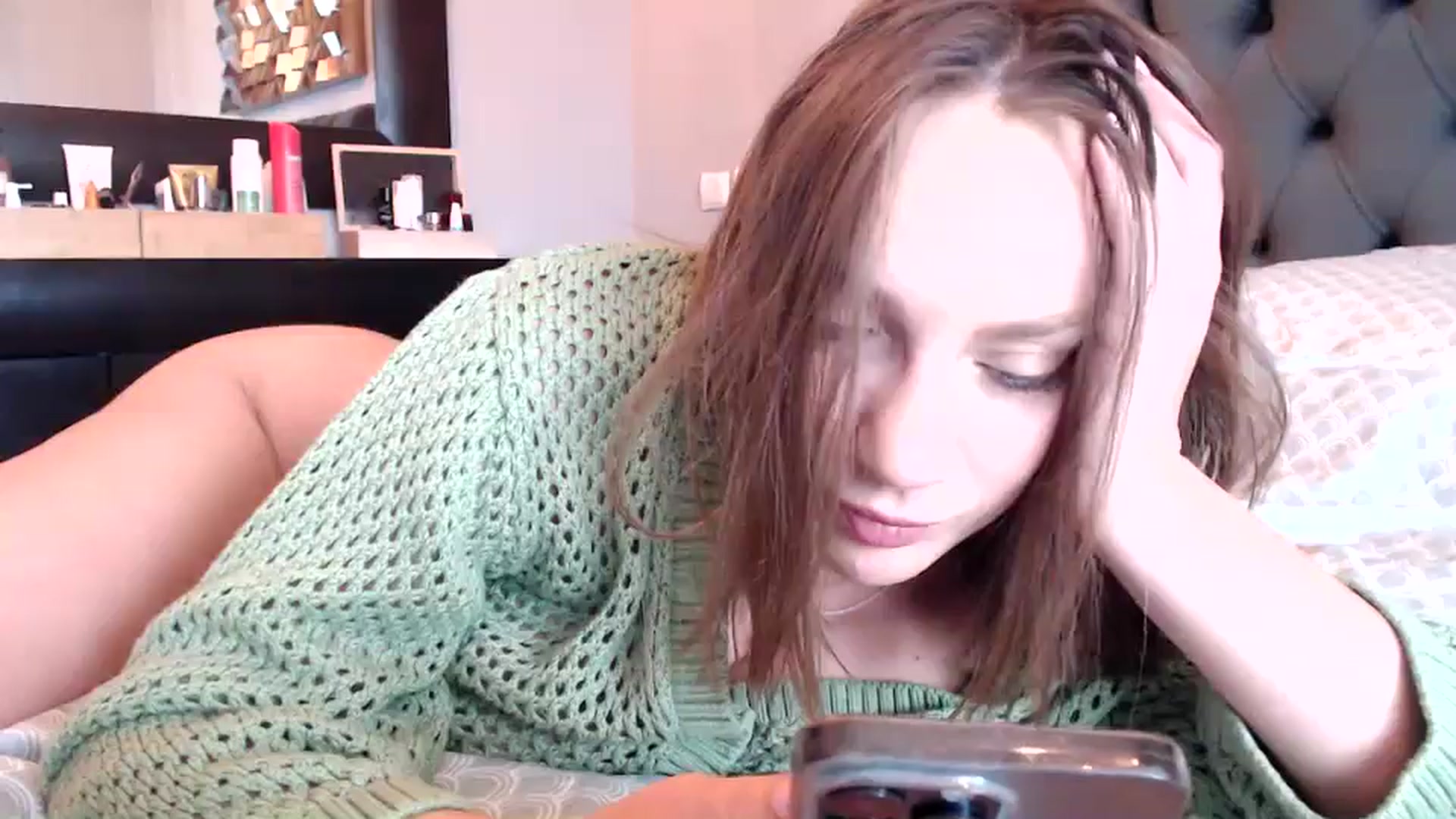 Gallery image thumbnail from call_me_em's myfreecams stream on, 05/09/2024, 10:11 image 13 of 20