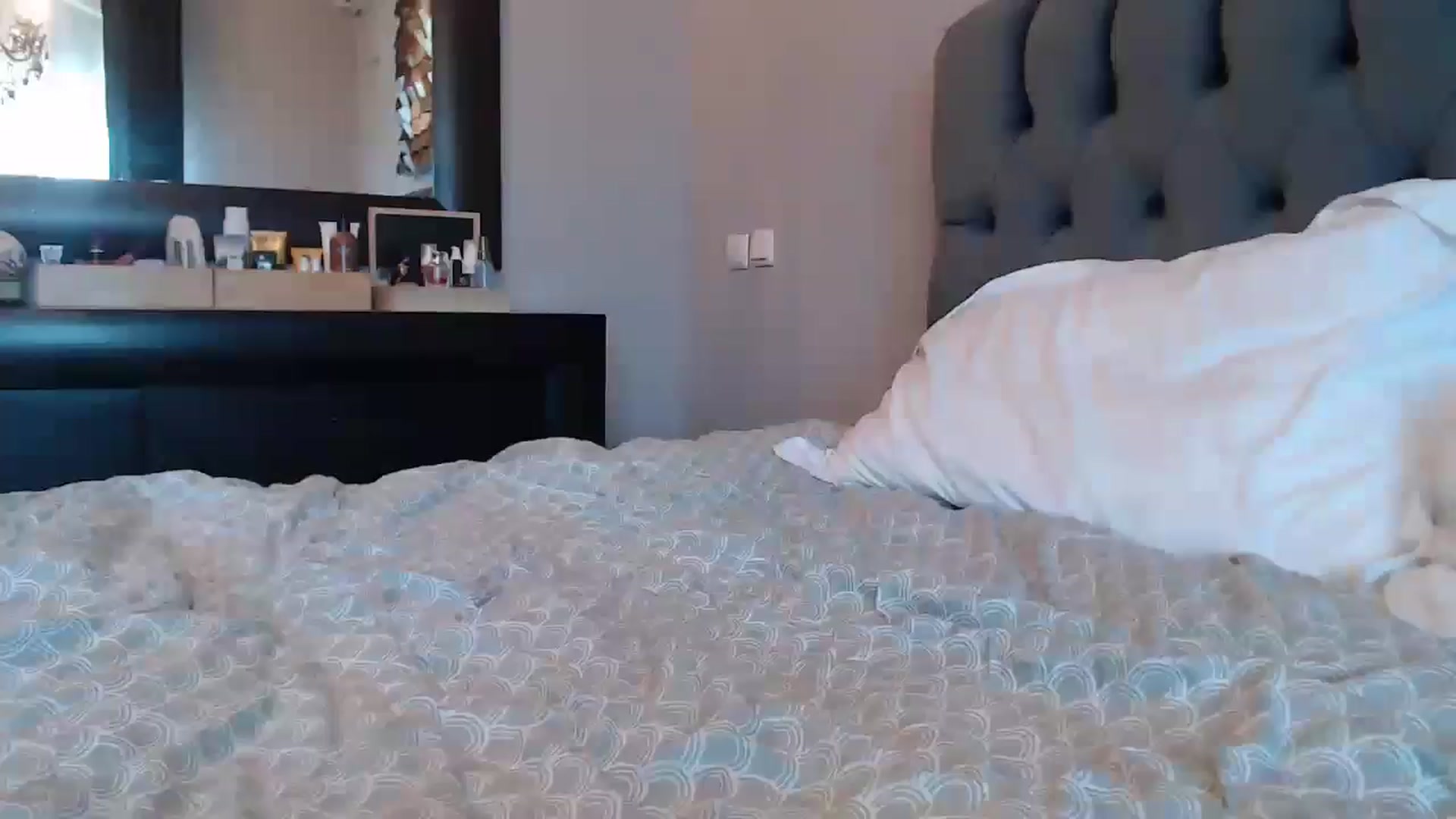 Gallery image thumbnail from call_me_em's myfreecams stream on, 06/22/2024, 09:03 image 6 of 20