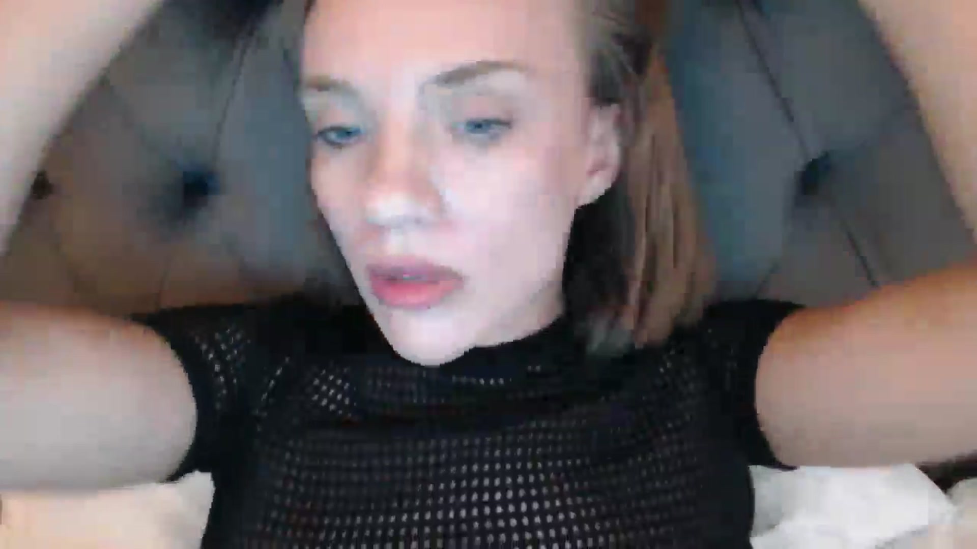 Gallery image thumbnail from call_me_em's myfreecams stream on, 08/10/2024, 17:17 image 6 of 20