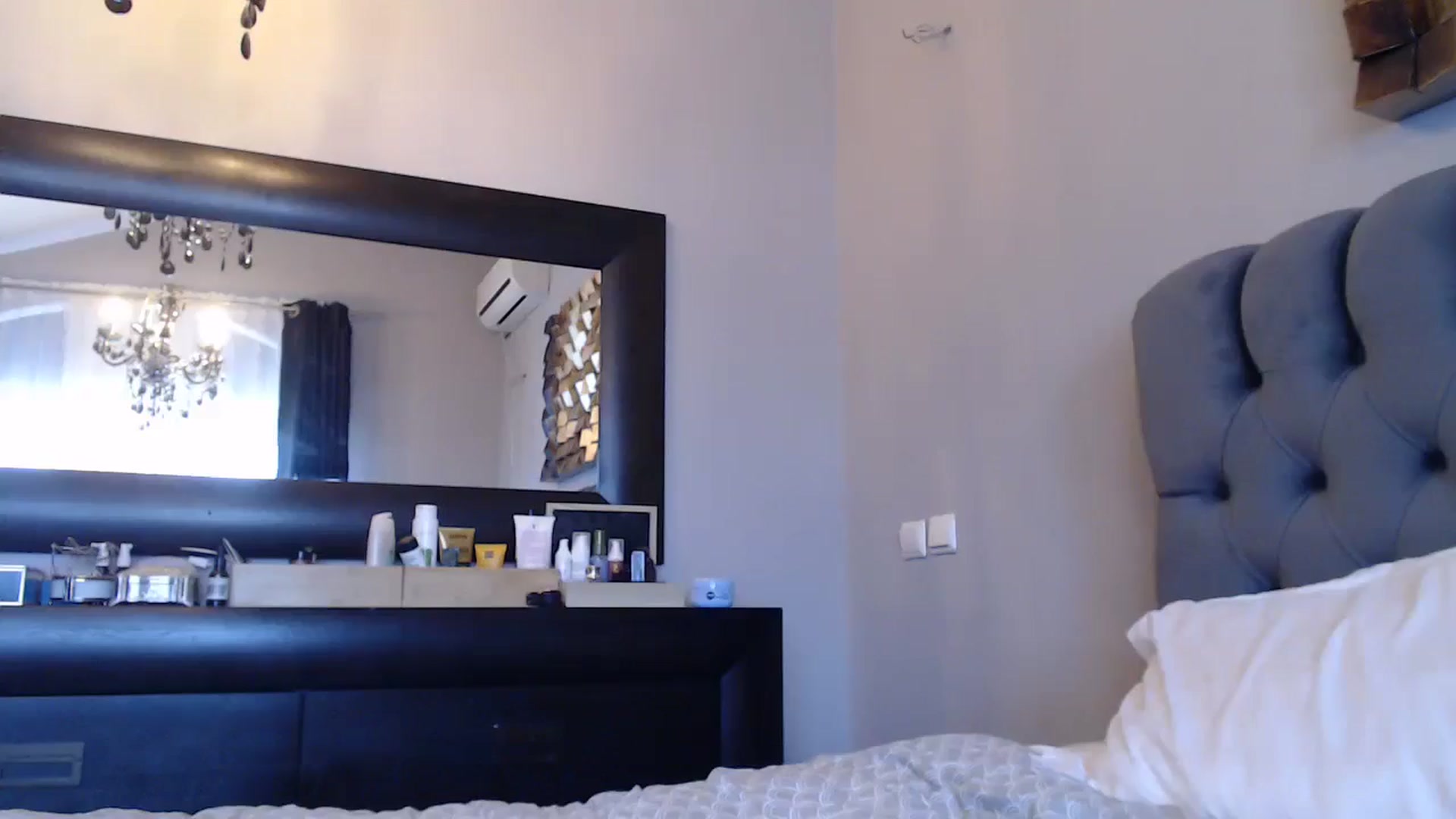 Gallery image thumbnail from call_me_em's myfreecams stream on, 08/11/2024, 07:30 image 1 of 20