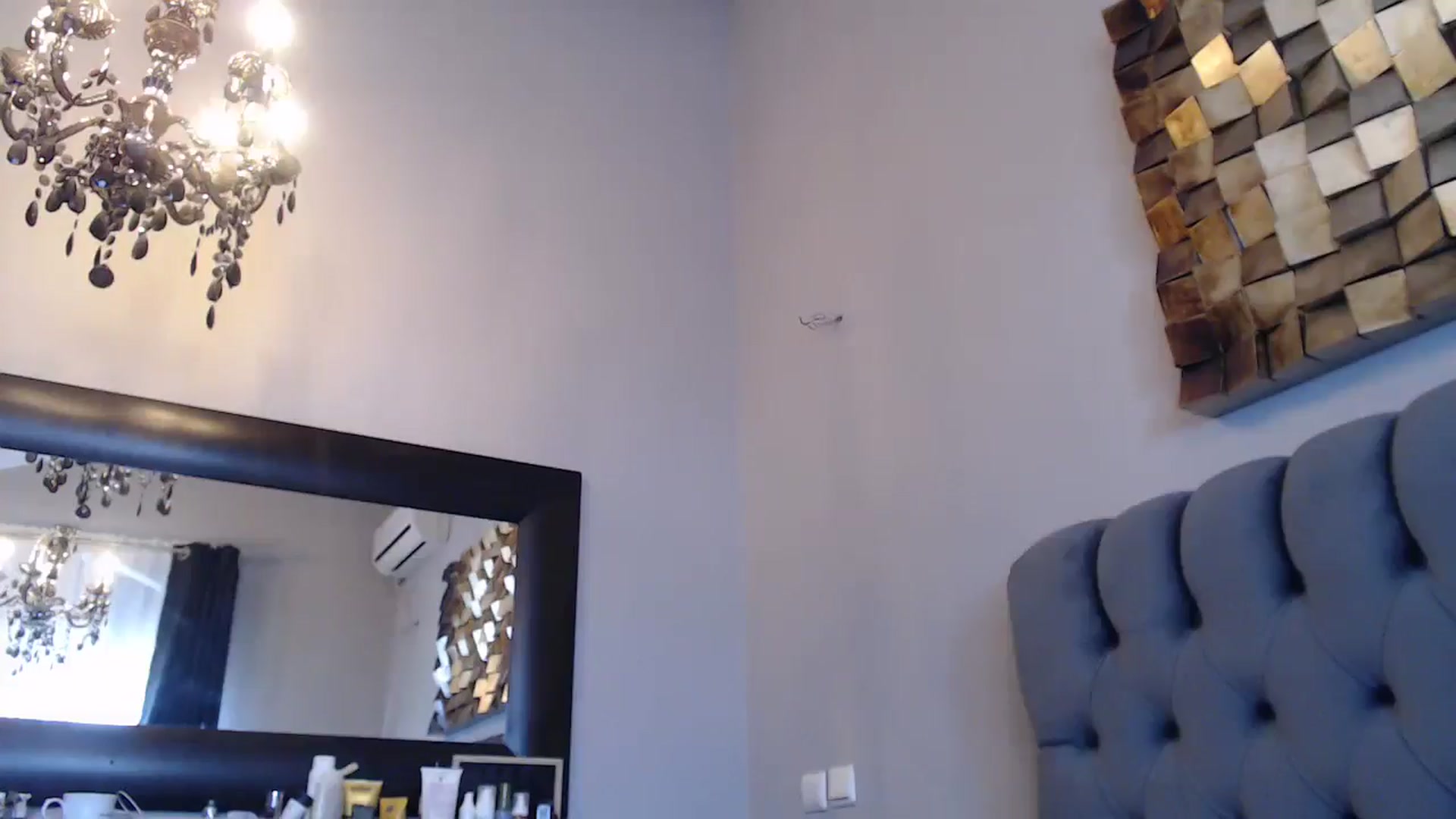 Gallery image thumbnail from call_me_em's myfreecams stream on, 08/17/2024, 12:19 image 4 of 20