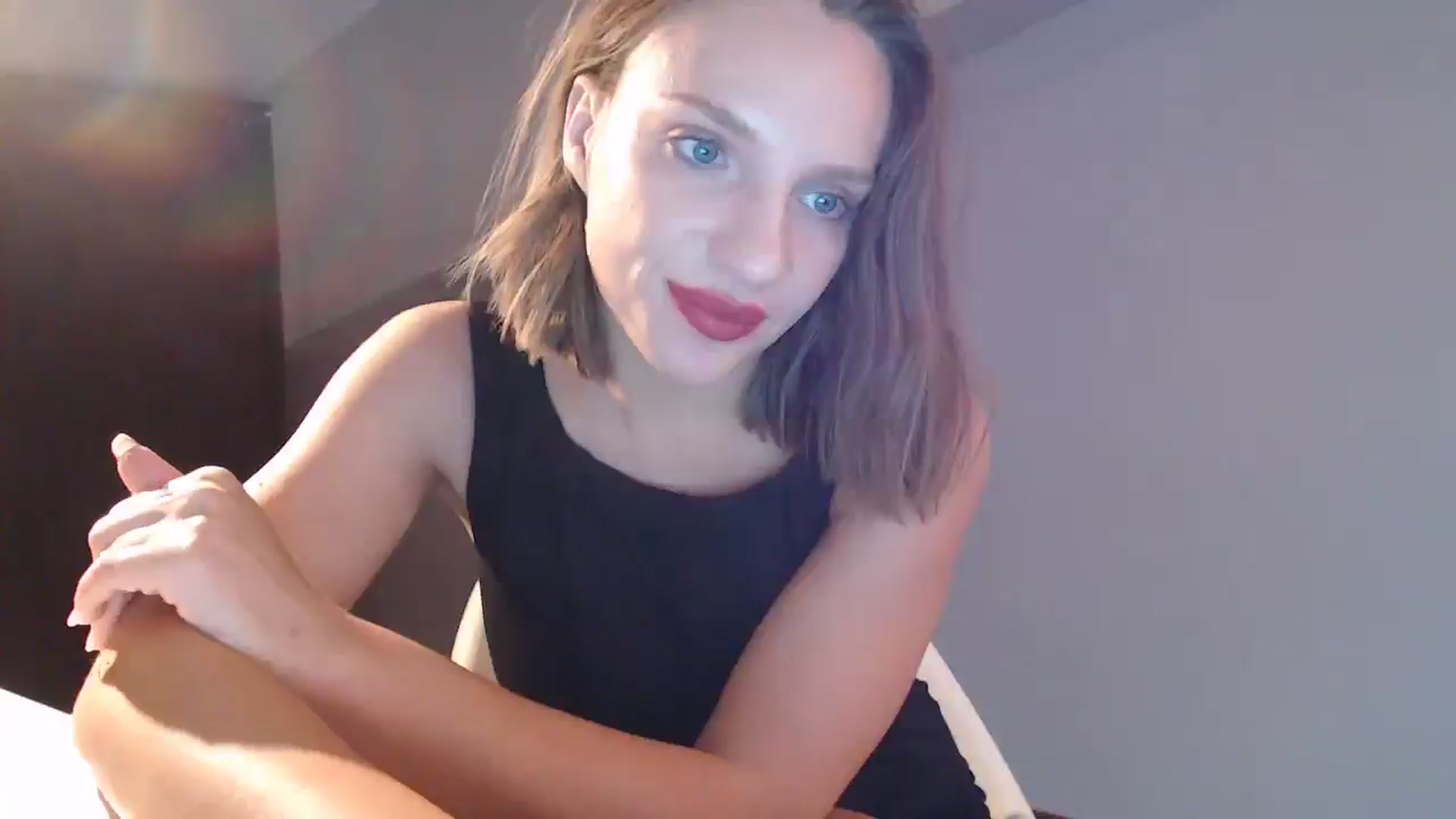Gallery image thumbnail from call_me_em's myfreecams stream on, 08/17/2024, 16:49 image 19 of 20