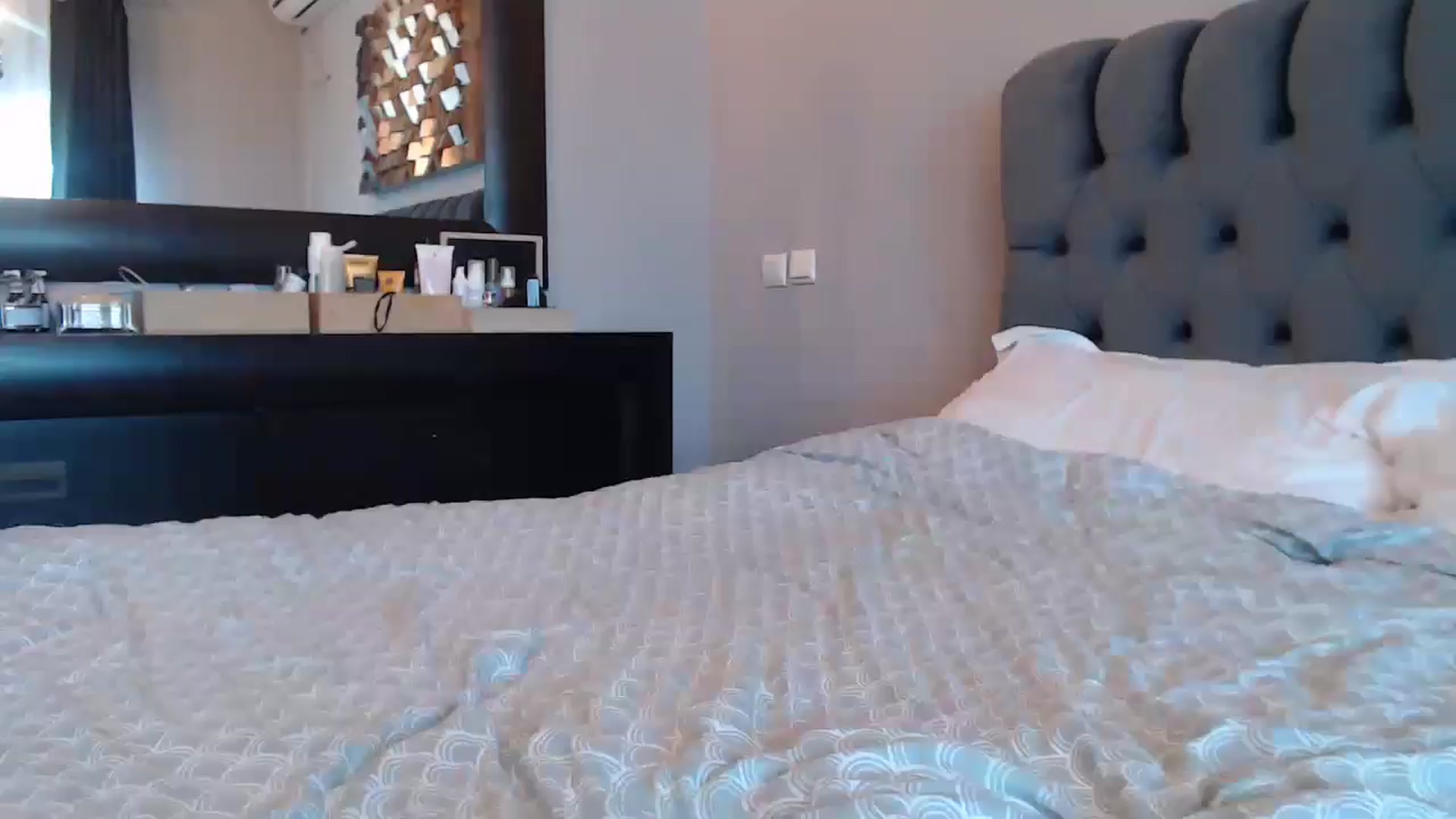 Gallery image thumbnail from call_me_em's myfreecams stream on, 08/18/2024, 09:48 image 12 of 20