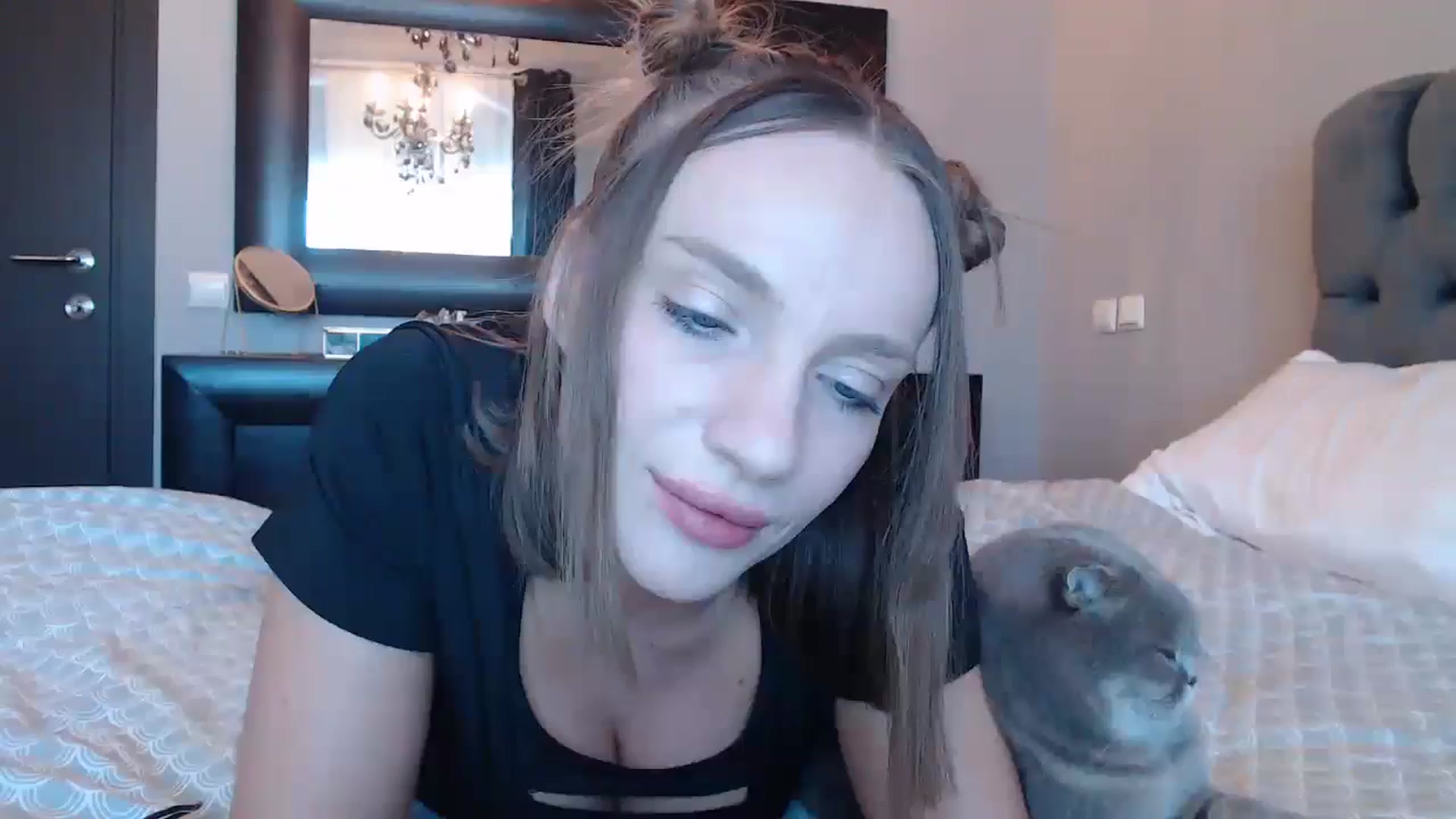 Gallery image thumbnail from call_me_em's myfreecams stream on, 09/07/2024, 08:31 image 6 of 20
