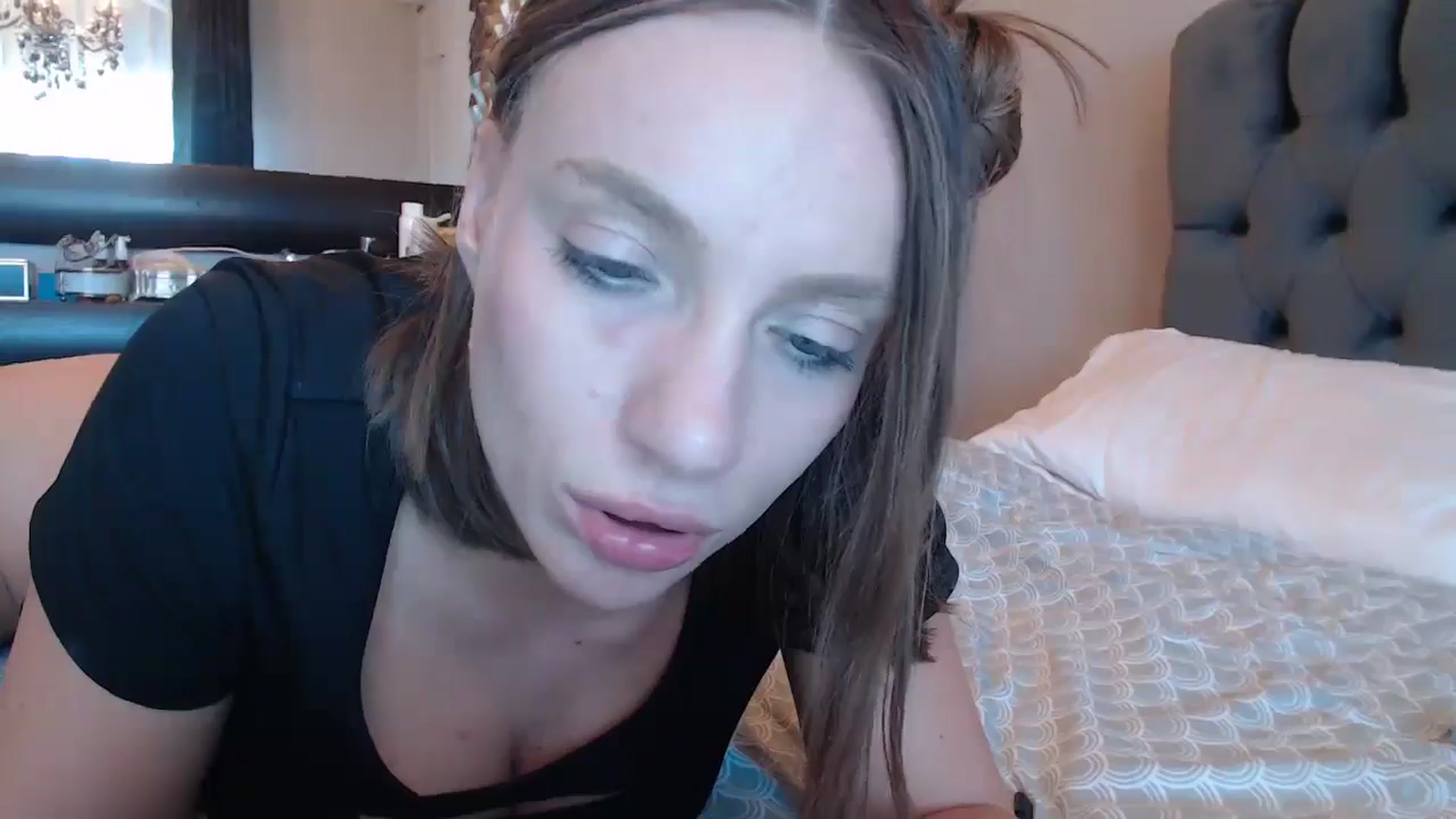 Gallery image thumbnail from call_me_em's myfreecams stream on, 09/07/2024, 10:12 image 9 of 20