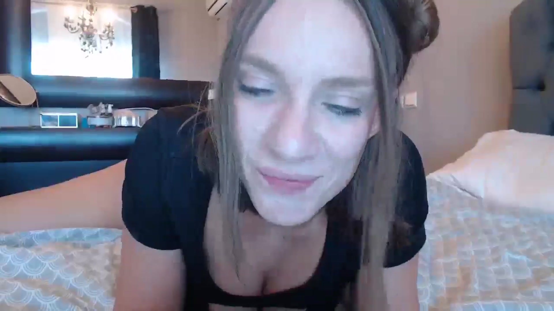 Gallery image thumbnail from call_me_em's myfreecams stream on, 09/07/2024, 10:12 image 11 of 20