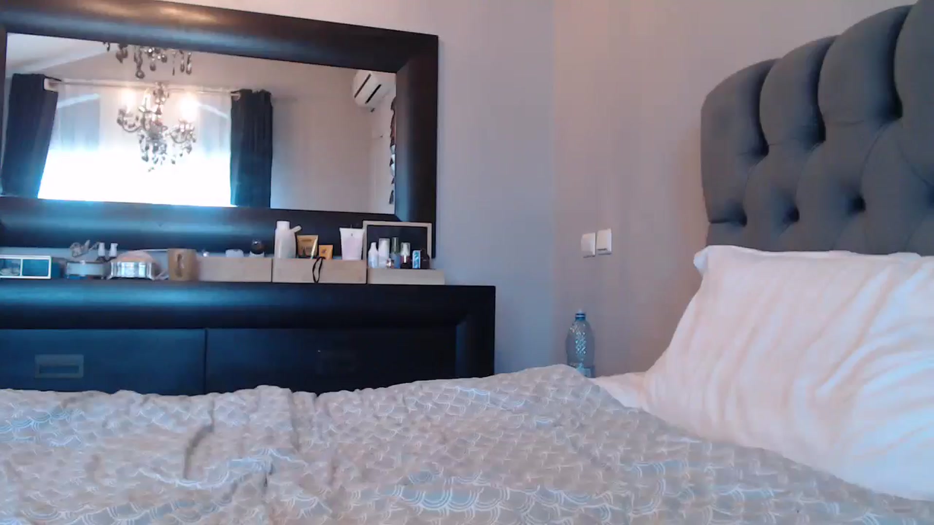 Gallery image thumbnail from call_me_em's myfreecams stream on, 09/08/2024, 10:40 image 6 of 20