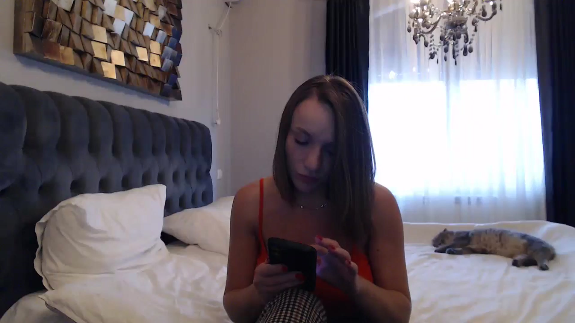 Gallery image thumbnail from call_me_em's myfreecams stream on, 09/29/2024, 12:39 image 13 of 20