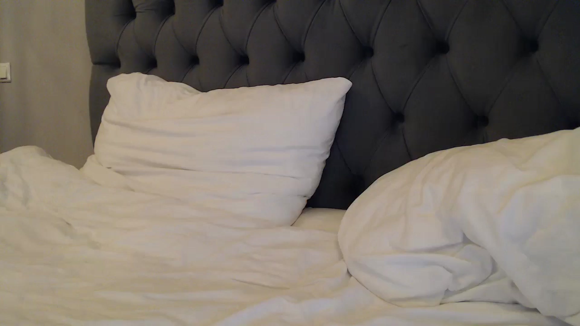 Gallery image thumbnail from call_me_em's myfreecams stream on, 09/29/2024, 14:57 image 16 of 20
