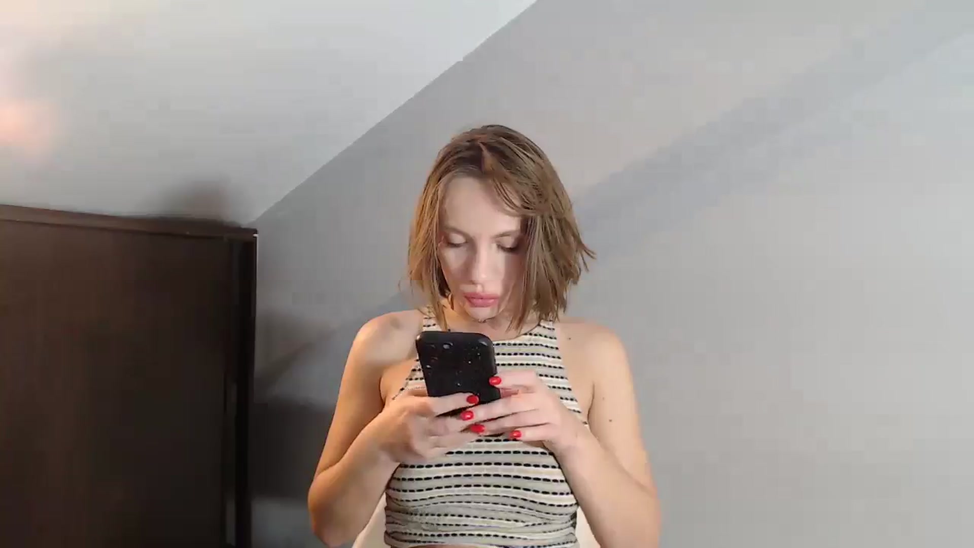 Gallery image thumbnail from call_me_em's myfreecams stream on, 10/11/2024, 14:12 image 5 of 20