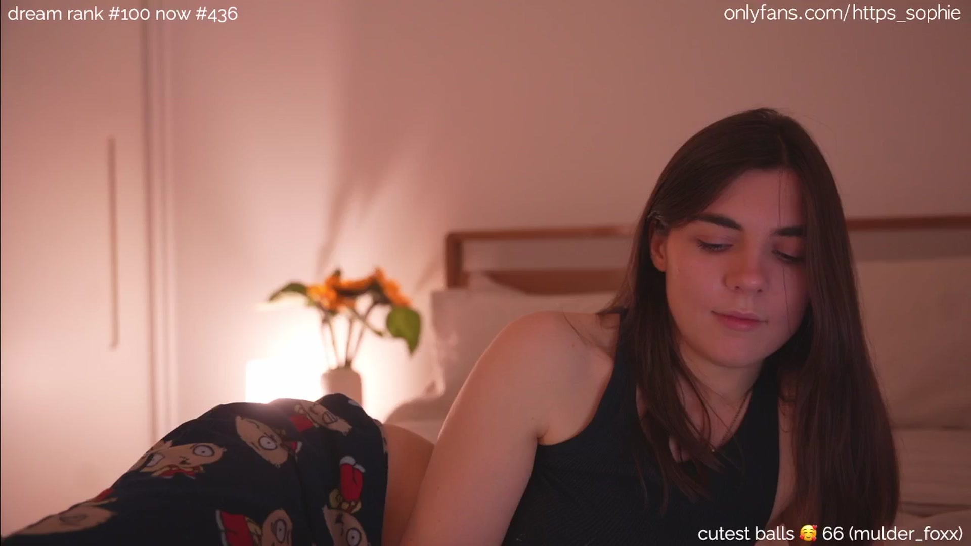 Gallery image thumbnail from camguurl's myfreecams stream on, 06/30/2024, 23:26 image 11 of 20