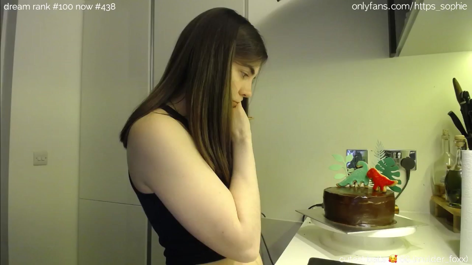 Gallery image thumbnail from camguurl's myfreecams stream on, 07/01/2024, 02:58 image 3 of 20
