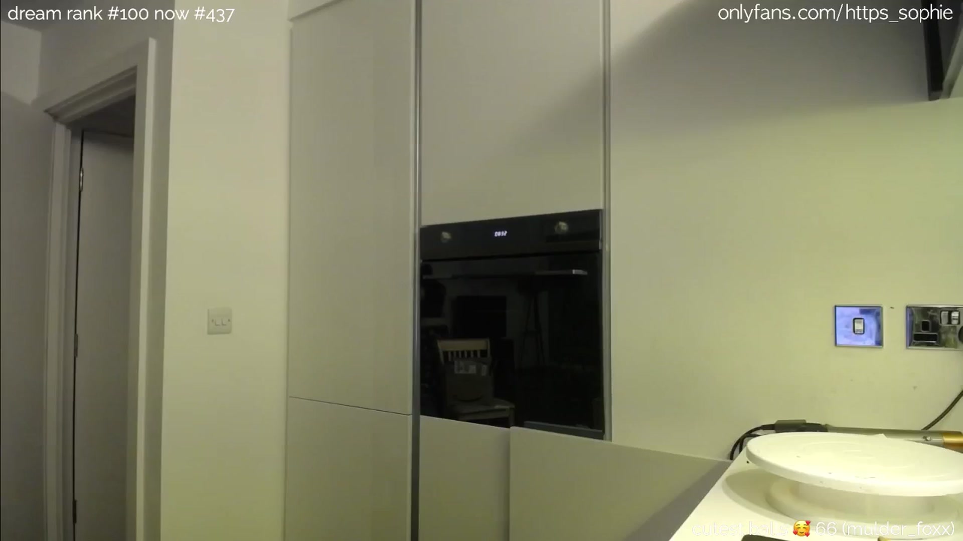 Gallery image thumbnail from camguurl's myfreecams stream on, 07/01/2024, 02:58 image 2 of 20