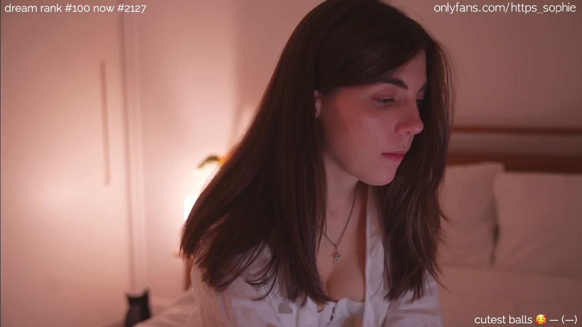Gallery image thumbnail from camguurl's myfreecams stream on, 07/03/2024, 23:49 image 2 of 20