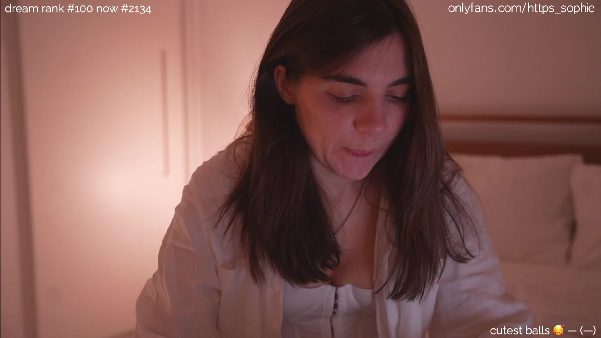 Gallery image thumbnail from camguurl's myfreecams stream on, 07/03/2024, 23:49 image 8 of 20