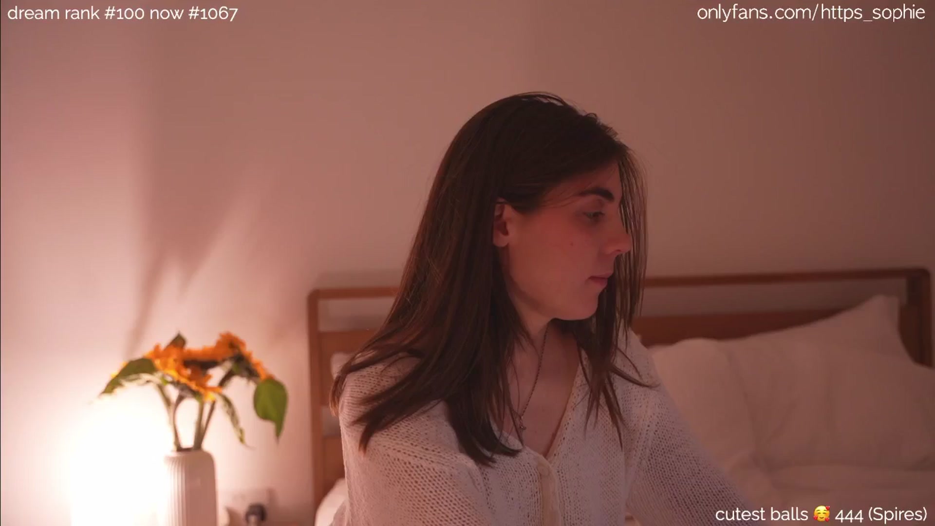 Gallery image thumbnail from camguurl's myfreecams stream on, 07/05/2024, 03:40 image 11 of 20