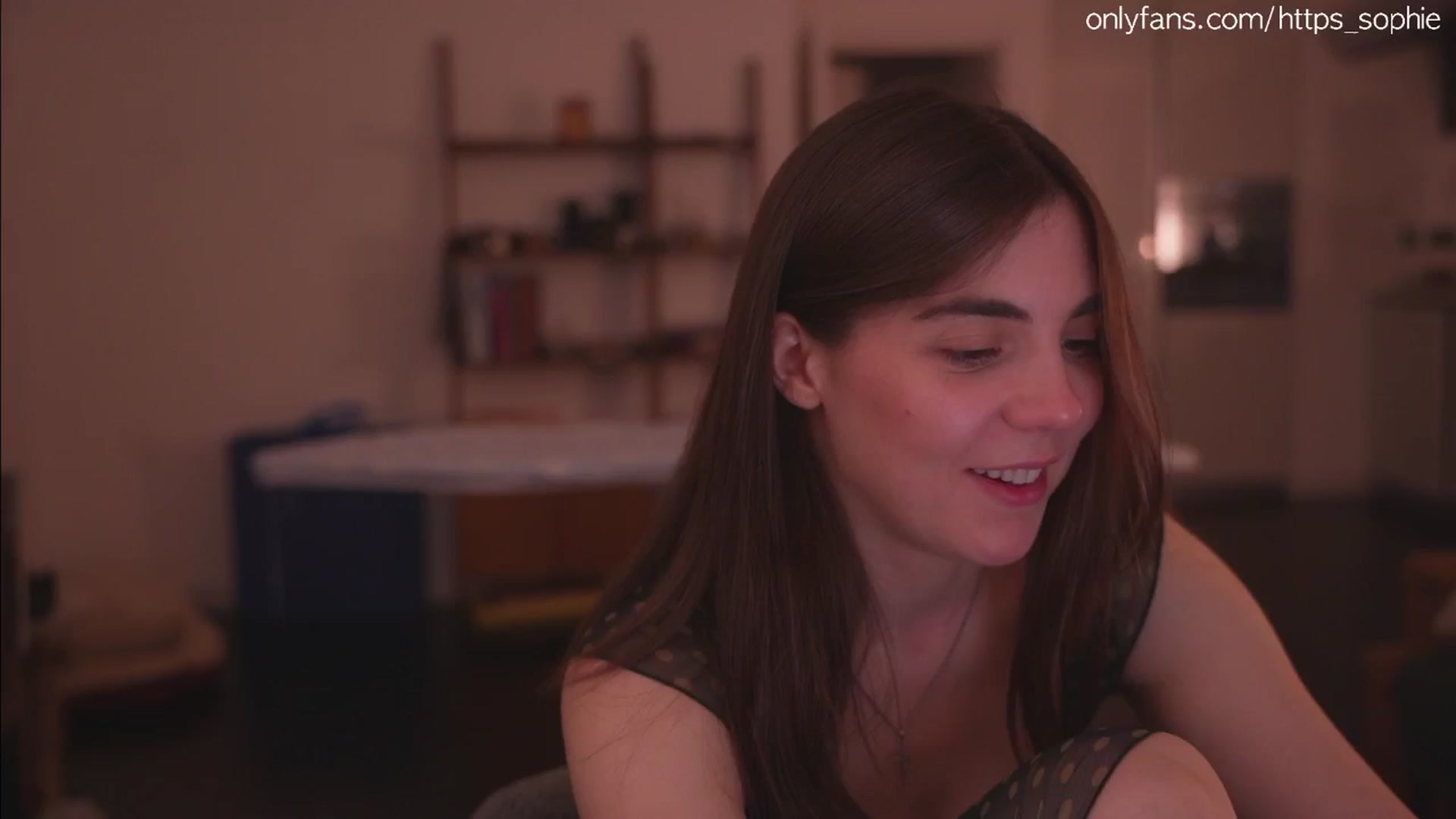 Gallery image thumbnail from camguurl's myfreecams stream on, 07/06/2024, 03:43 image 8 of 20