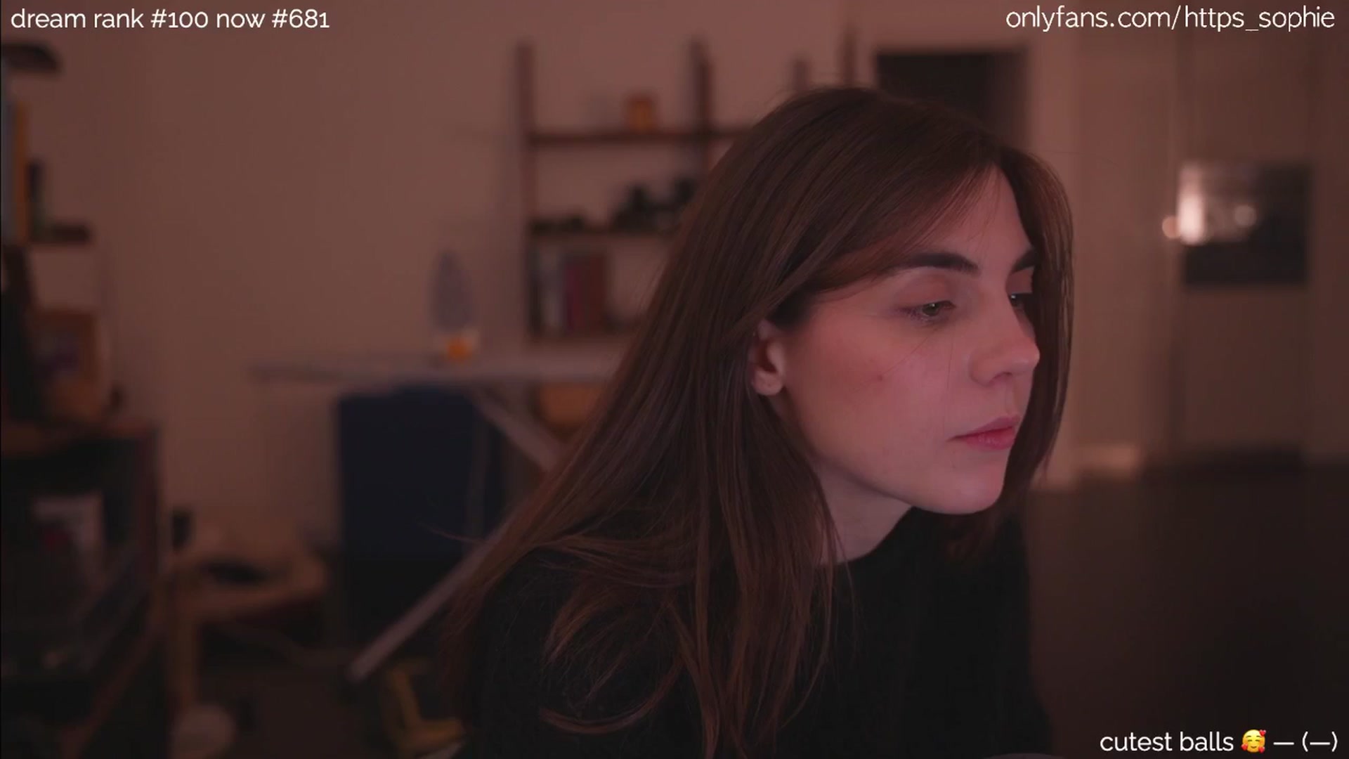 Gallery image thumbnail from camguurl's myfreecams stream on, 07/07/2024, 02:41 image 12 of 20