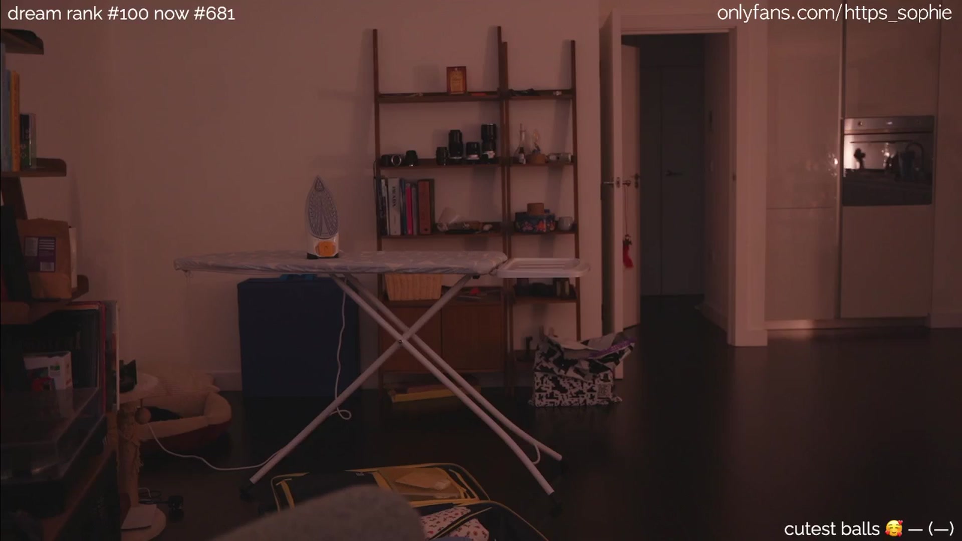 Gallery image thumbnail from camguurl's myfreecams stream on, 07/07/2024, 02:41 image 18 of 20
