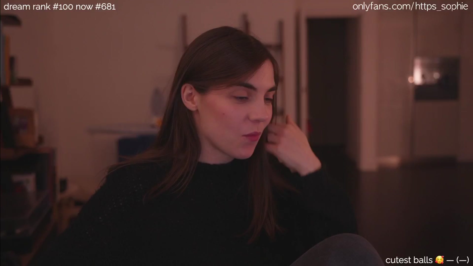 Gallery image thumbnail from camguurl's myfreecams stream on, 07/07/2024, 02:41 image 16 of 20