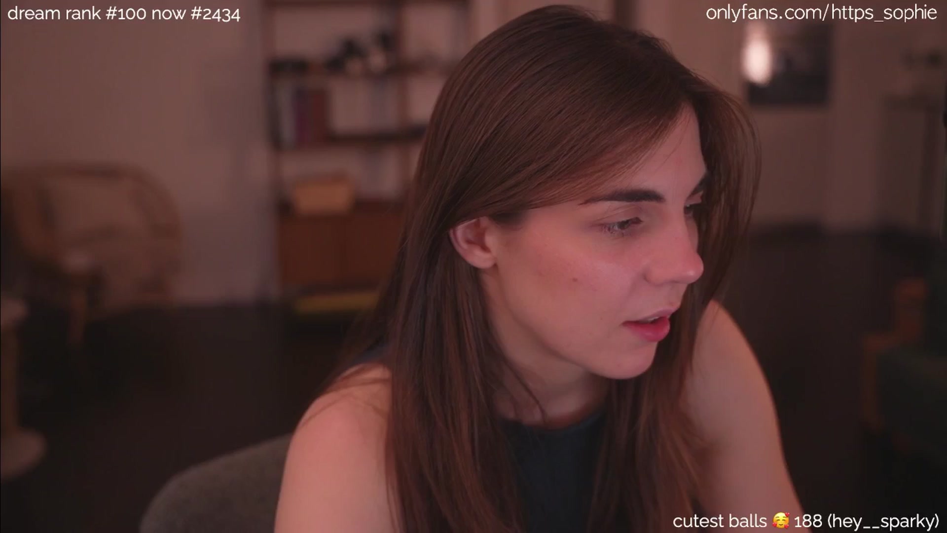 Gallery image thumbnail from camguurl's myfreecams stream on, 07/25/2024, 22:48 image 7 of 20