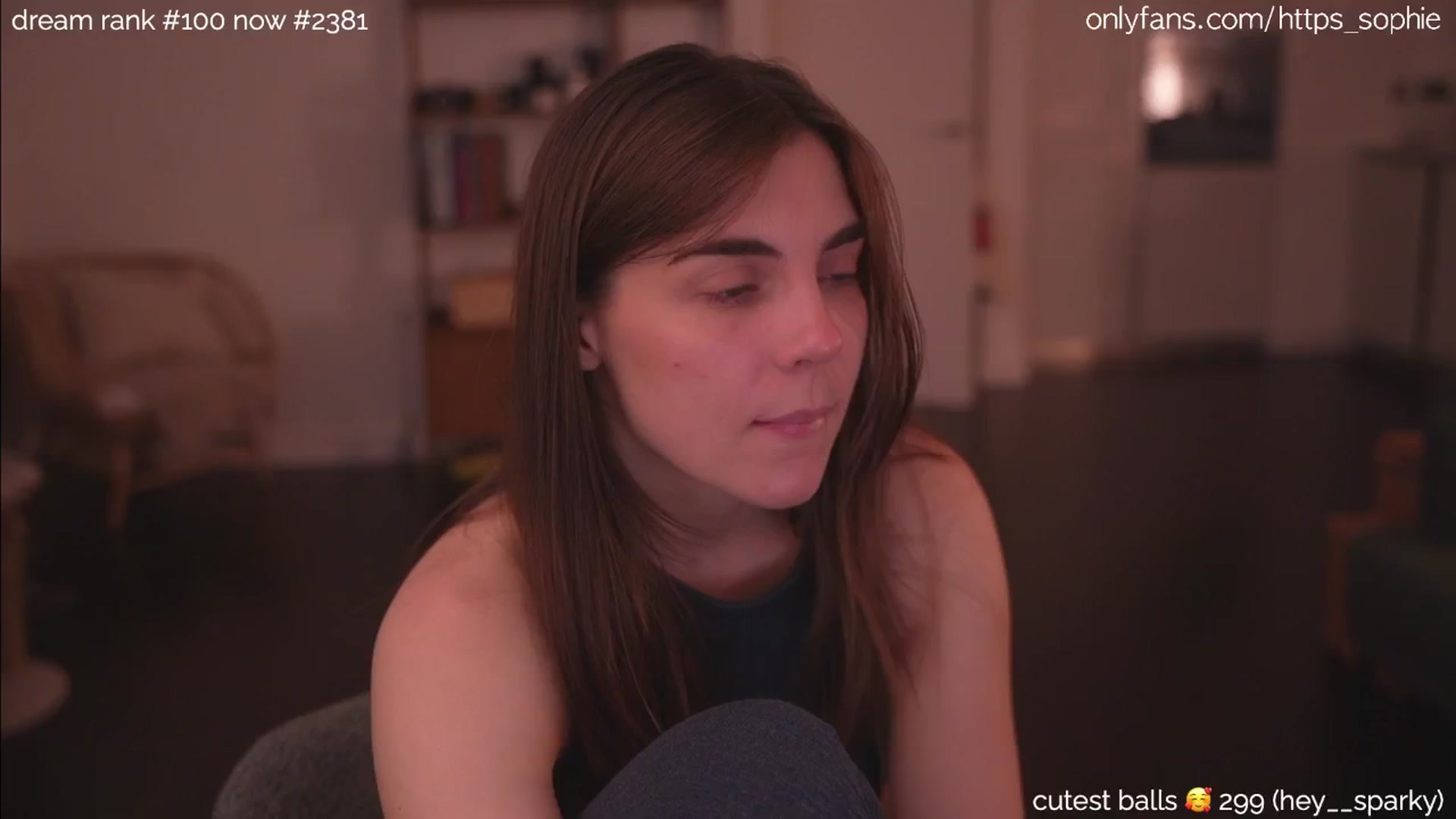 Gallery image thumbnail from camguurl's myfreecams stream on, 07/25/2024, 22:48 image 15 of 20