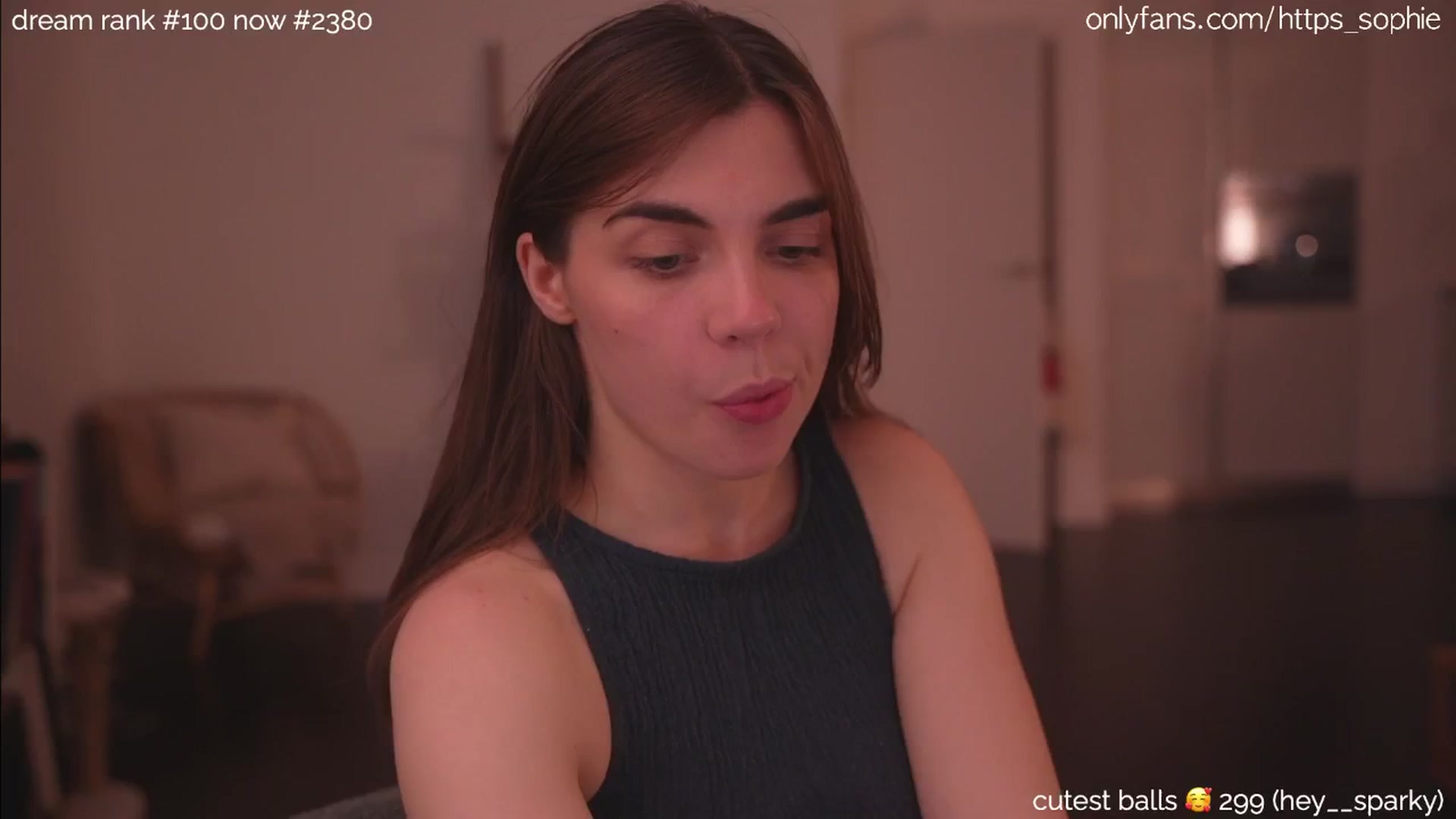 Gallery image thumbnail from camguurl's myfreecams stream on, 07/26/2024, 24:02 image 1 of 20